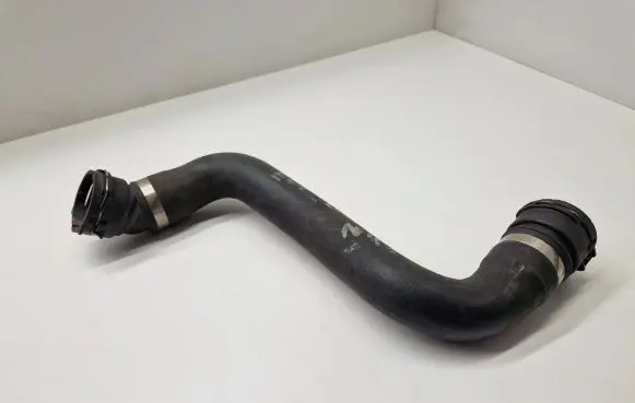 BMW 5 E60 E61 Engine coolant pipe/hose 7799748