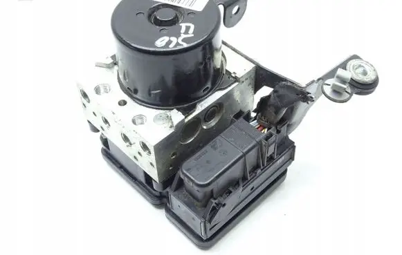 Volvo V60 ABS Pump P31423348