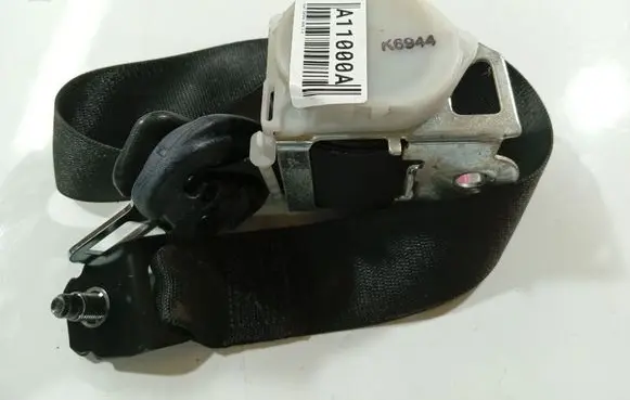 Opel Zafira A Rear seatbelt 240305905L