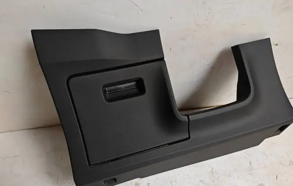 Audi e-tron Steering wheel column trim 4KL863075