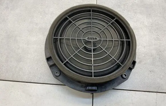 Audi A1 Front door speaker 8X0035415C