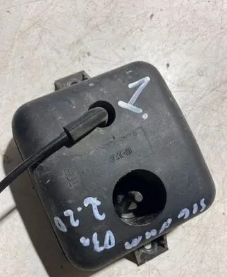 Vacuum air tank