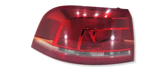 Volkswagen PASSAT B7 Rear/tail lights 3AF945095C