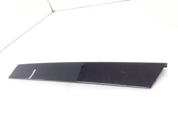 Mercedes-Benz R W251 Rear side glass trim 2516700187