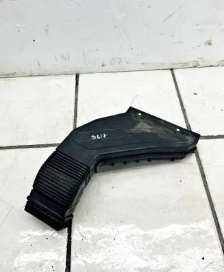 Hyundai Tucson TL Air intake duct part 28210D3100