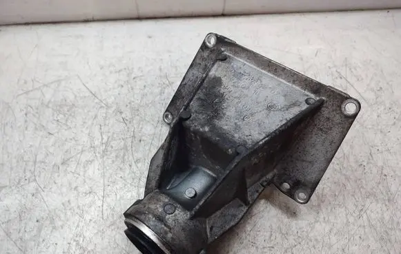 BMW X4 F26 Driveshaft support bearing bracket 7587862 3150758786202