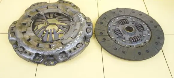 Mercedes-Benz C W204 Clutch set kit A0002529705 271910 SPRZEGLO