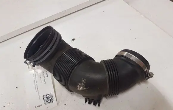 Audi A3 S3 8V Turbo air intake inlet pipe/hose 5Q0129654
