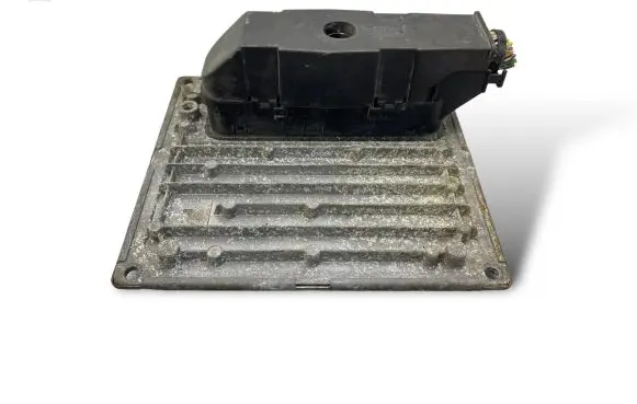 Ford Fiesta Engine control unit/module 6S6112A650GD K4136