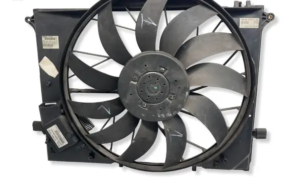 Mercedes-Benz S W220 Electric radiator cooling fan A2205000193