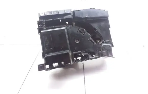 Audi Q7 4L Fuse box cover 4L0937555A 7L0937548C