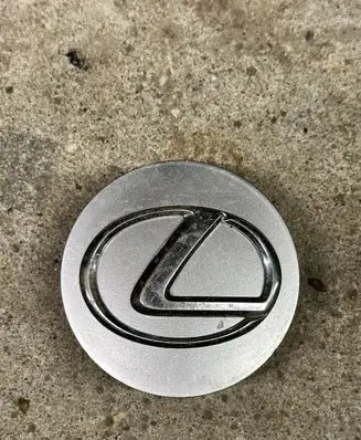 Lexus IS 220D-250-350 Original wheel cap