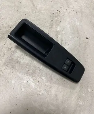 Volkswagen Polo Electric window control switch 6Q1867171
