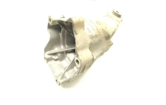 Mercedes-Benz C W204 Engine mounting bracket A6512233504