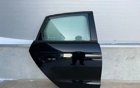 Audi A1 Rear door LY9B