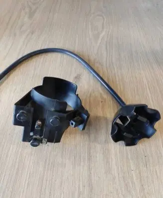 Land Rover Discovery 5 Fuel filter bracket/mount holder 