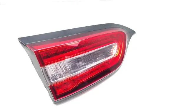 Tailgate rear/tail lights