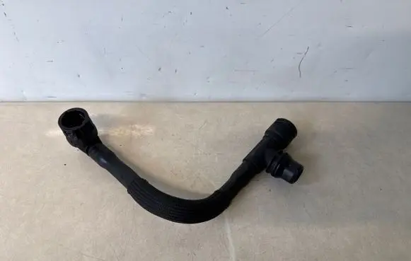BMW 7 G11 G12 Engine coolant pipe/hose 8602612