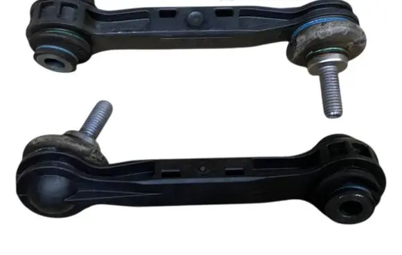BMW M4 F82 F83 Rear anti-roll bar/stabilizer link 2284618 33502284618