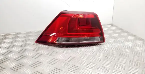 Volkswagen Golf VII Rear/tail lights 5G0945095M