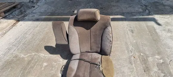 Mercedes-Benz S W126 Front driver seat 0130008006 0130008007