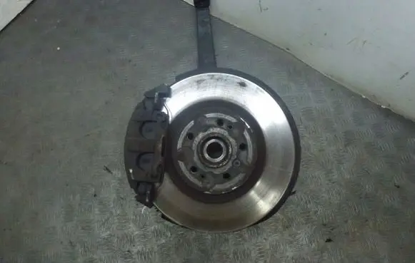 Mercedes-Benz R W251 Front wheel hub spindle knuckle