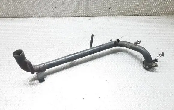 Volkswagen PASSAT B5.5 Engine coolant pipe/hose 06B121071L