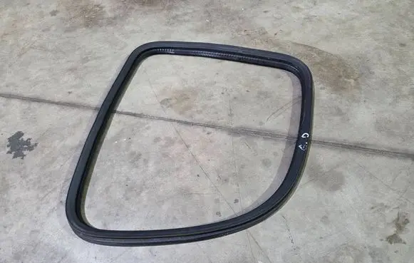 Fiat Doblo Rear side glass trim 