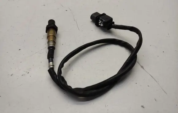 Mercedes-Benz C W204 Lambda probe sensor 0035427118 1928404682