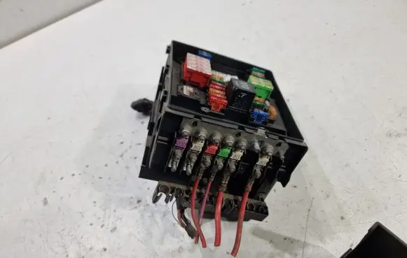 Volkswagen Sharan Fuse module 1K0937132F