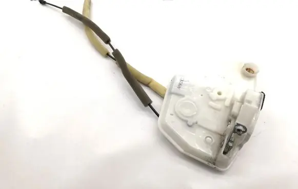Mazda CX-3 Coupe door lock (next to the handle) 6K21D0383