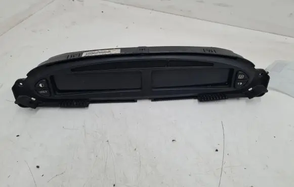 Citroen Xsara Picasso Speedometer (instrument cluster) 87001377