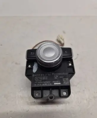 Mercedes-Benz E W212 Head unit multimedia control A2128702751 03358530201 A2128703051