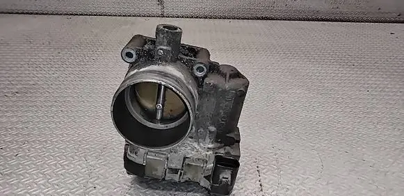 Volkswagen Golf V Throttle valve 03C133062A