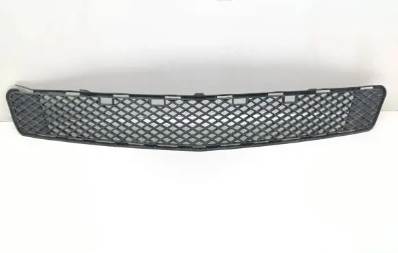 Mercedes-Benz C W204 Front bumper lower grill A2048852123