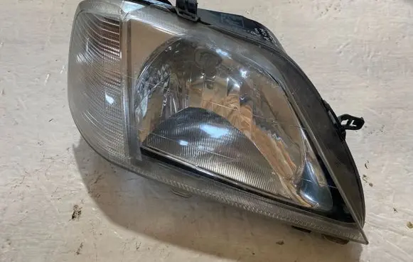 Dacia Sandero Headlight/headlamp 5511153R 02778087