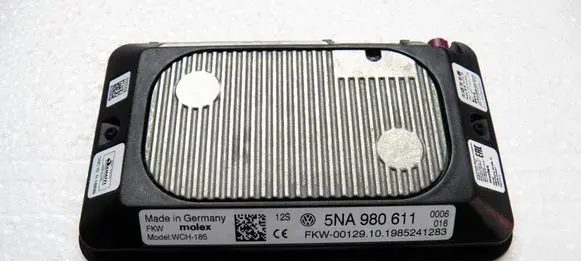 Volkswagen Golf VIII Wireless charging module 5NA980611