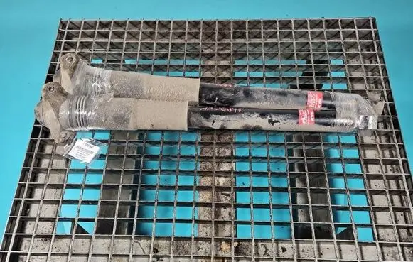Volkswagen PASSAT B8 Rear shock absorber/damper 3448024 IMPRK1530847