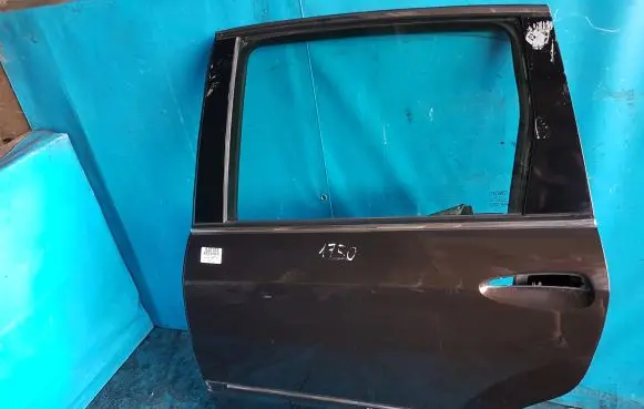 Fiat Croma Rear door