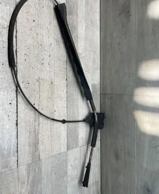 Engine bonnet/hood lock release cable