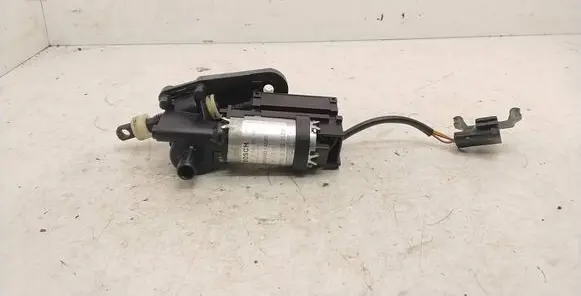 BMW 5 E39 Seat adjustment motor 8352262 1395106240