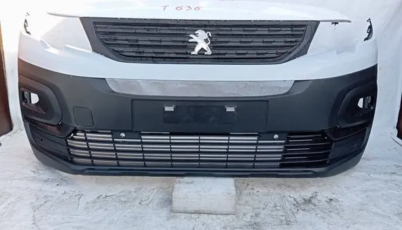 Peugeot Rifter Front bumper 9816755880 9816756777
