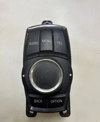 BMW 3 F30 F35 F31 Head unit multimedia control 9317695 140426R02 033623201