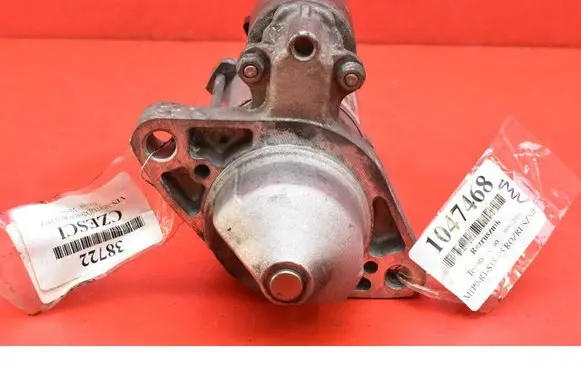Toyota Avensis Verso Starter motor 281000R010
