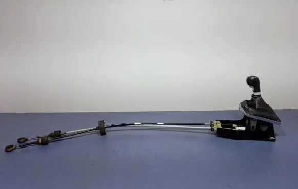 Opel Astra H Gear shift rod 055351706