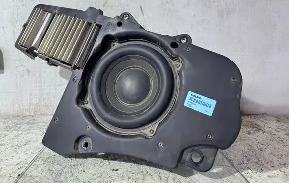 Volvo XC90 Subwoofer speaker 30758468