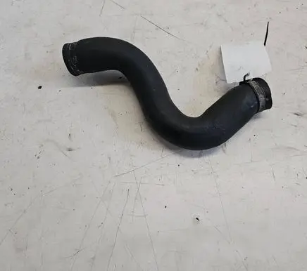 Volvo S70 V70 V70 XC Engine coolant pipe/hose 9161826