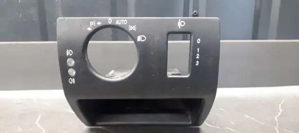 Mercedes-Benz A W169 Centre console side trim front a1696800365