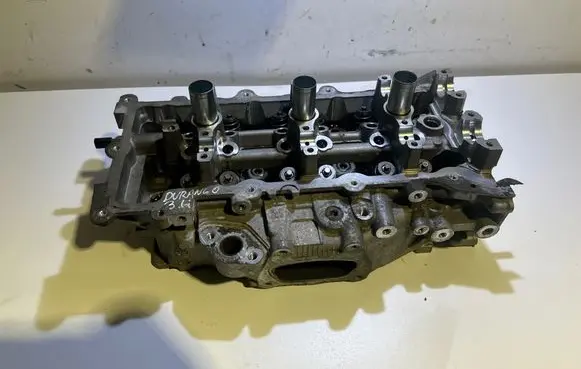 Dodge Durango Engine head 04893810AI