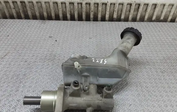 Renault Modus Master brake cylinder 8200129956